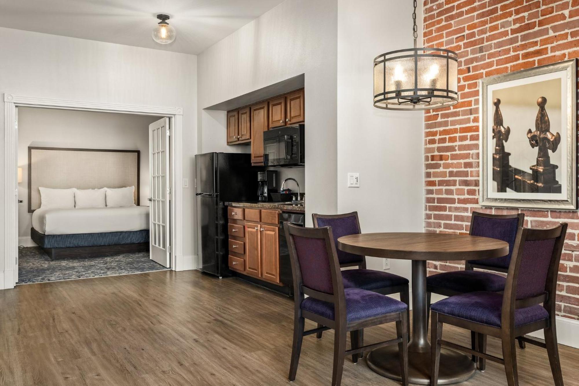 Club Wyndham La Belle Maison ニューオーリンズ エクステリア 写真
